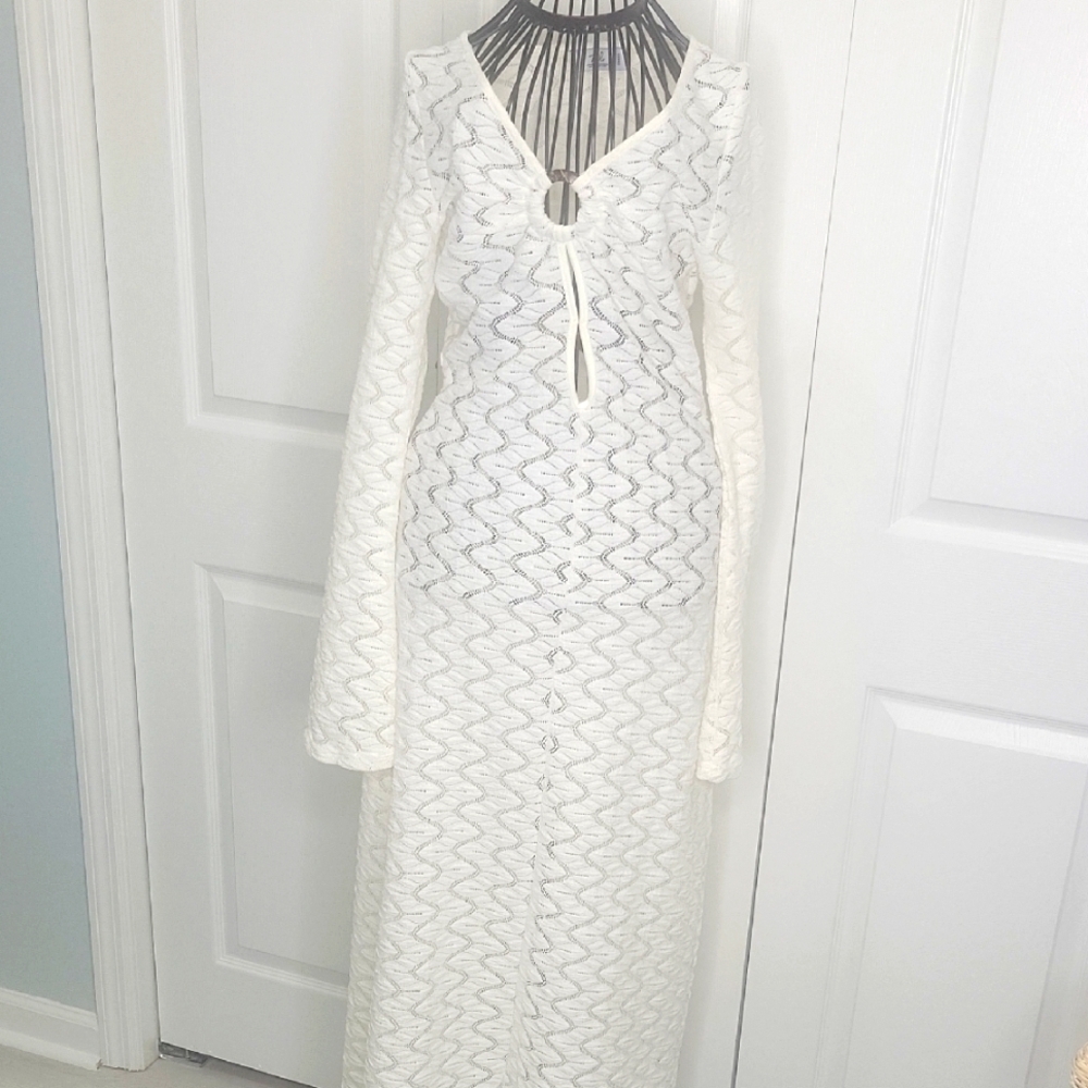 Stile Elegant Cream Knit Maxi/Beach Cover Up Size Small